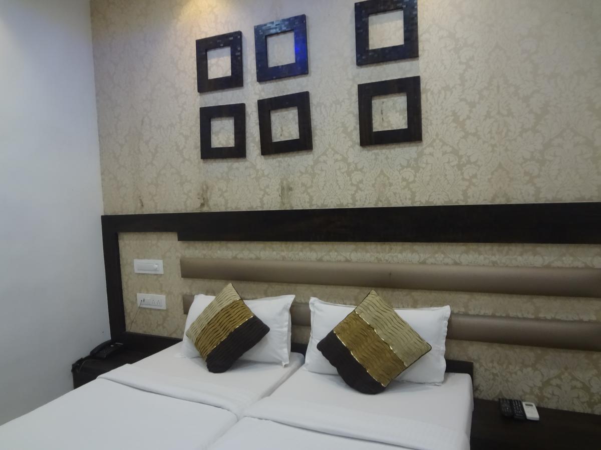 Hotel Modern Bombay Eksteriør billede