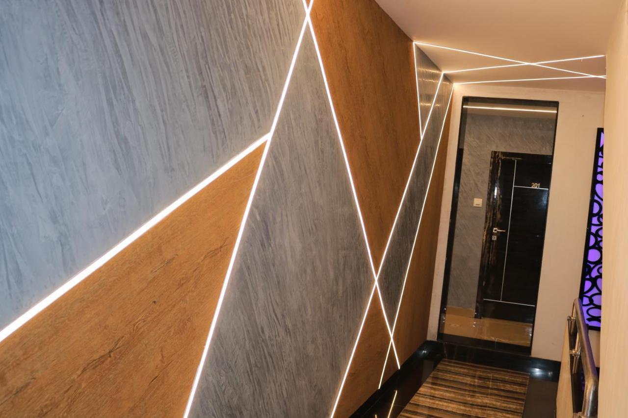 Hotel Modern Bombay Eksteriør billede